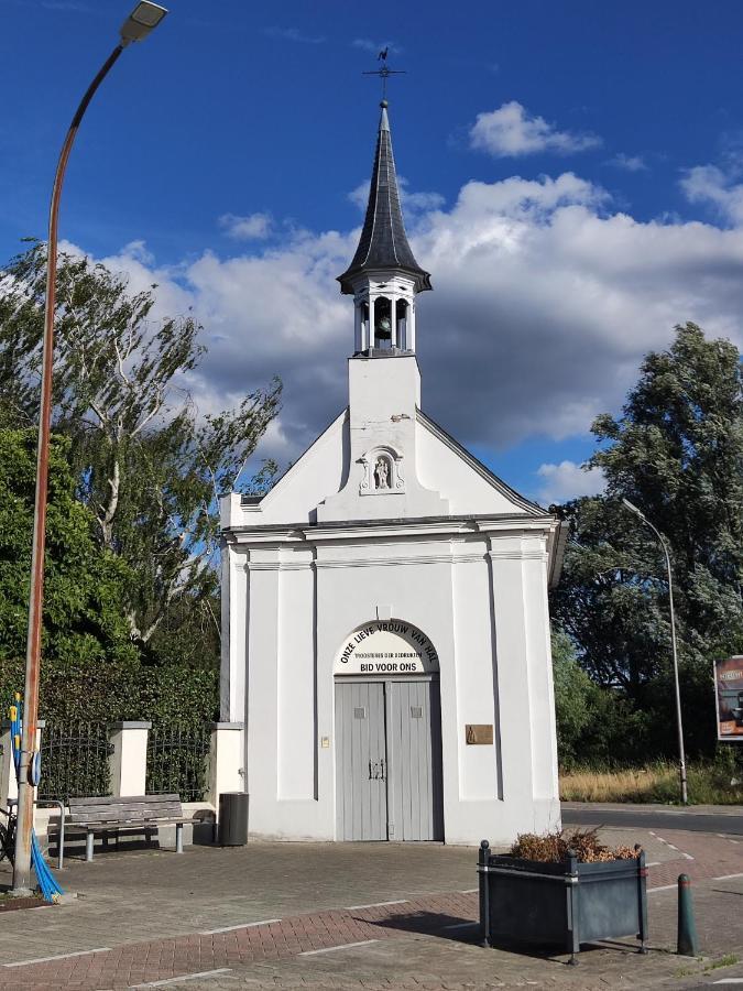 Gasthuis Puytvoet Sint-Niklaas Exteriör bild